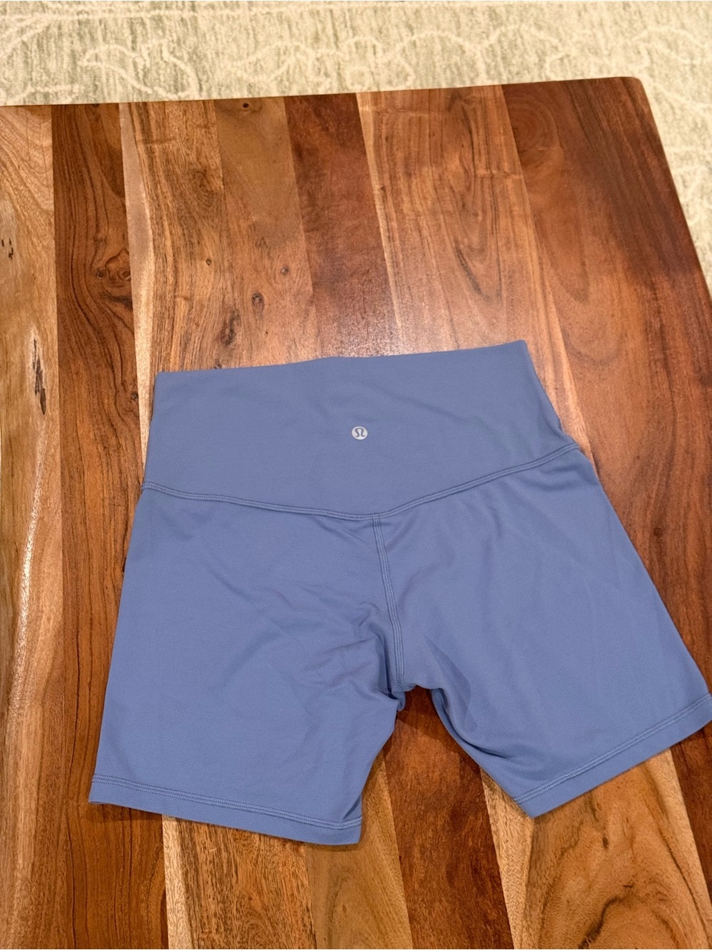 Lululemon Align High Rise Shorts 6” Inseam in Washed Denim Size 8 - Picture 2 of 10
